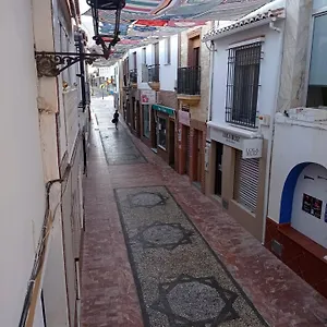 https://casa-de-la-ermita.hotelsinnerja.org